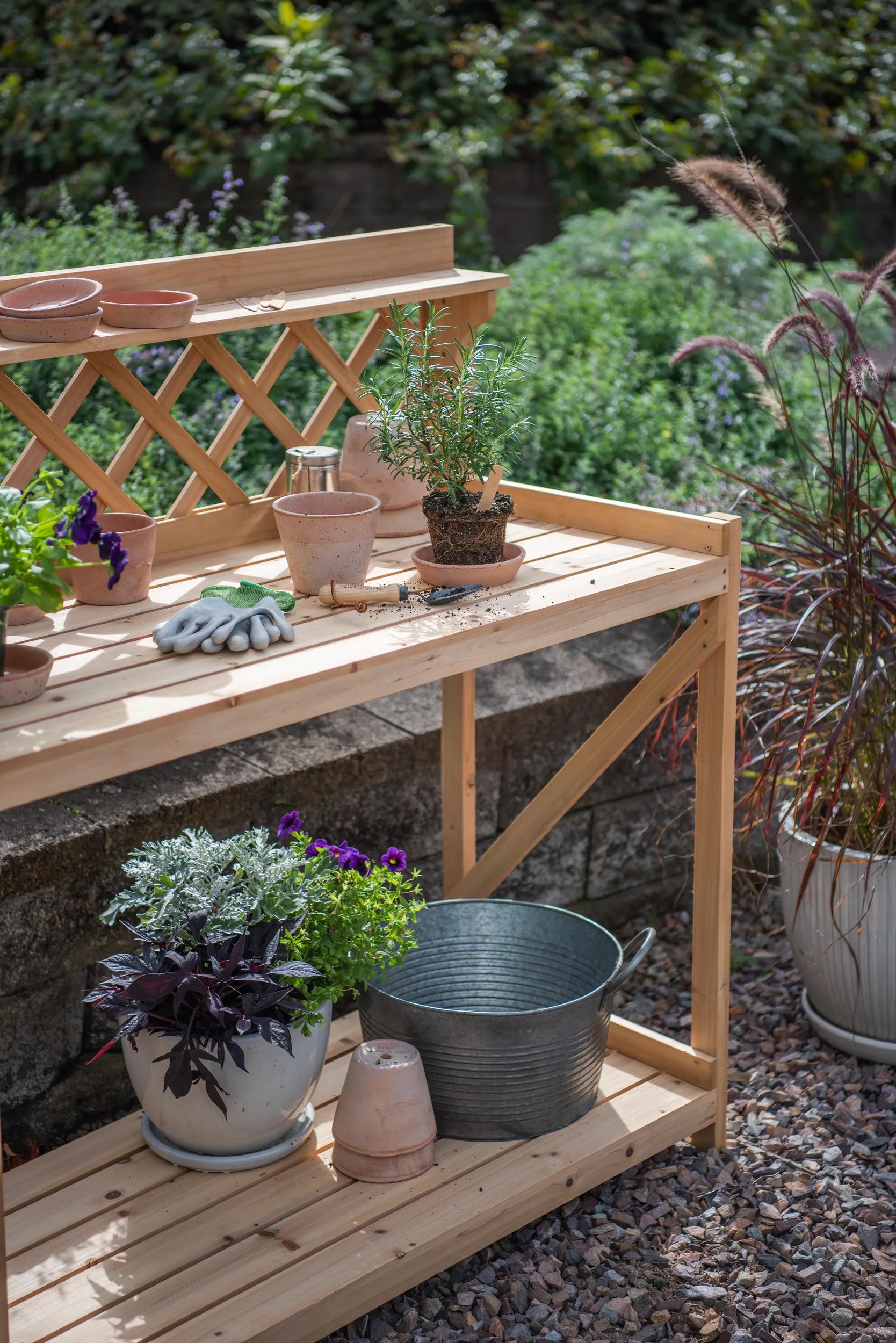 Milton Potting Bench | Gardener’s Supply