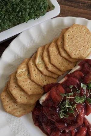 Balsamic Strawberry Cream Cheese Spread