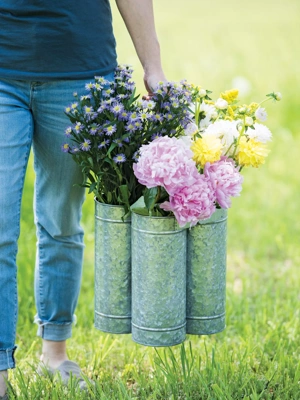 Galvanized Flower Caddy