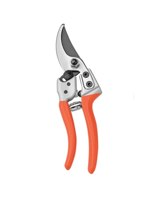 When To Use Hand Pruners For Garden Care - Using Different Kinds Of Hand  Pruners