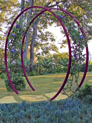 Gracie Modern Arbor, Large