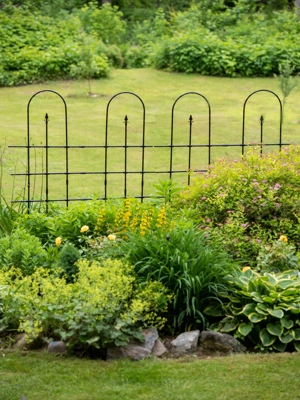 Carlisle Garden Border Panel