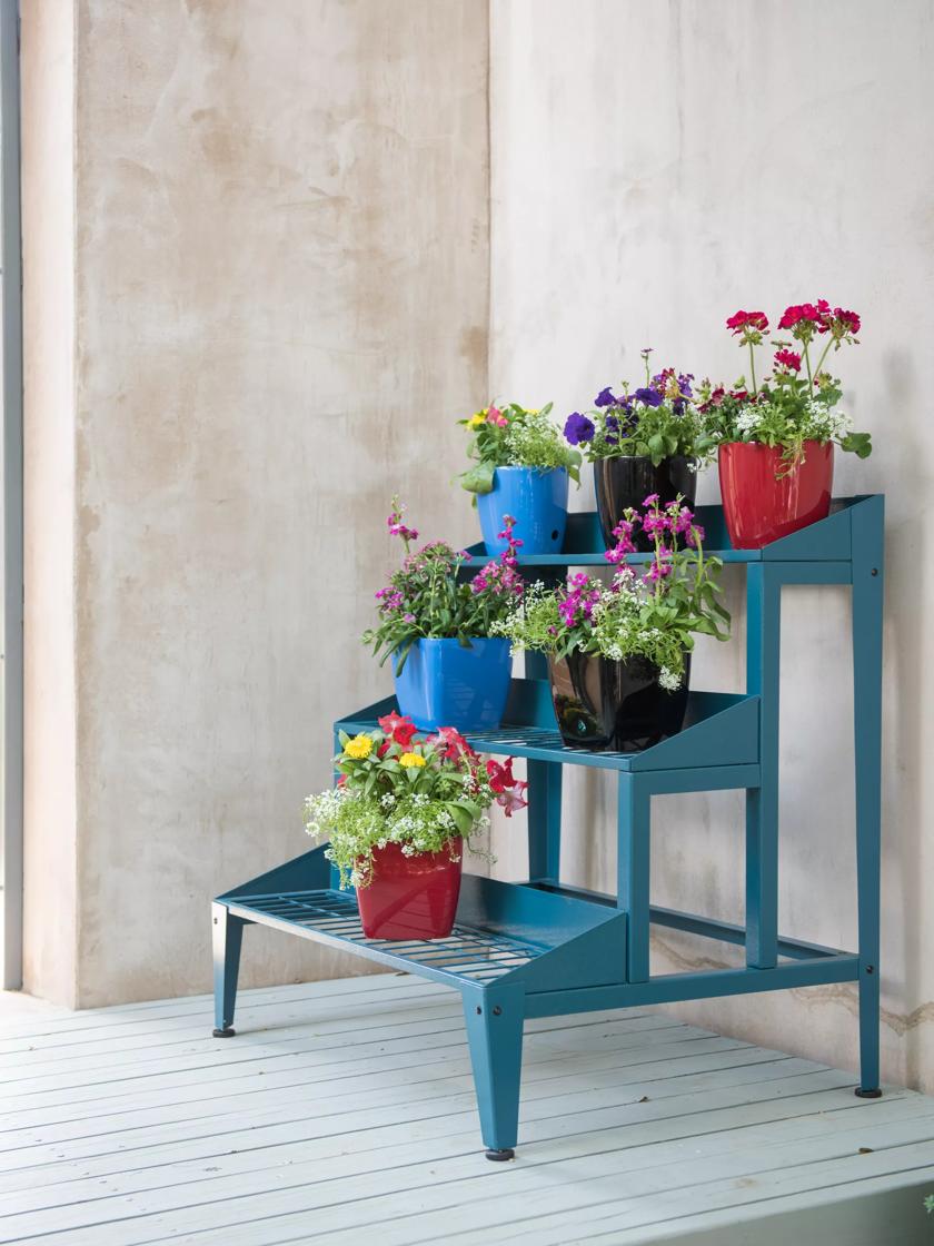 Metal deals plant stand