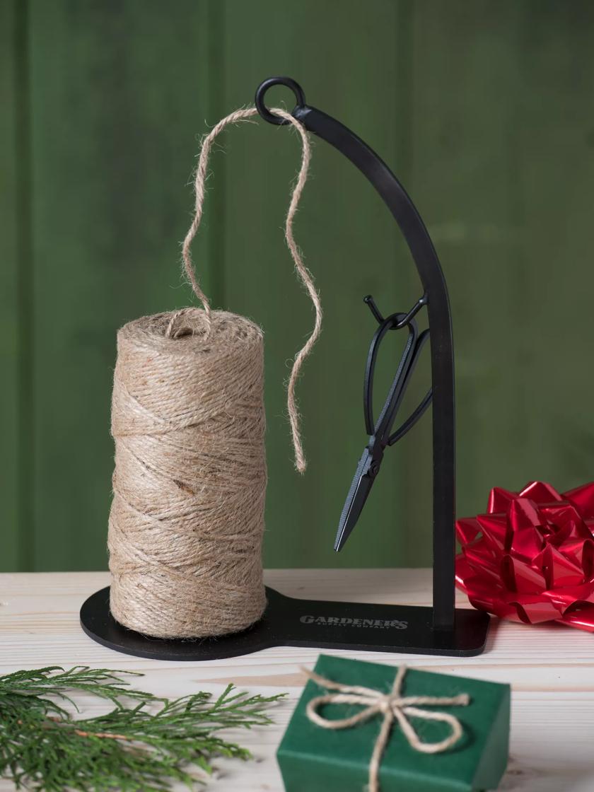 Set of 3 Wooden Spools with Jute Twine and Scissors