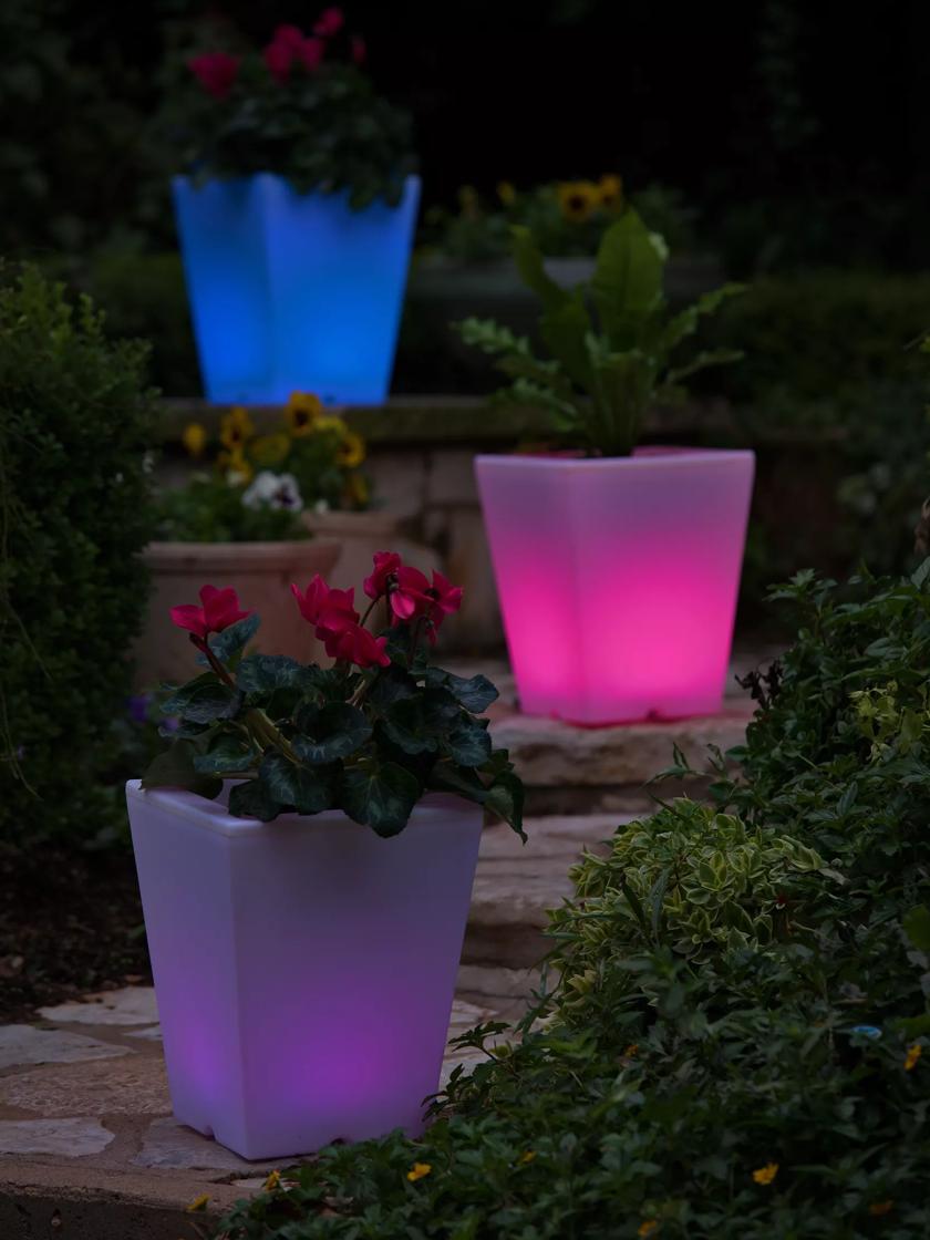 lighted flower pots and planters