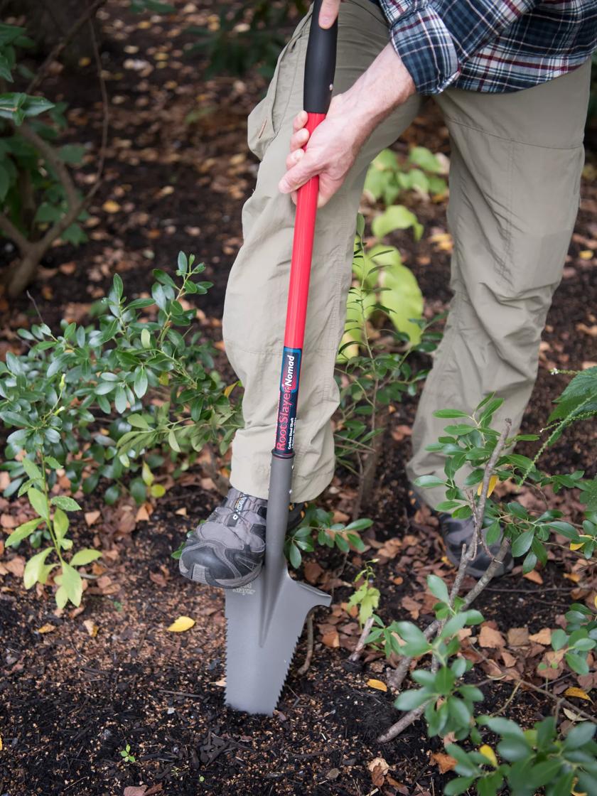 Root Slayer® Nomad Spade and Weeding Tool by Radius