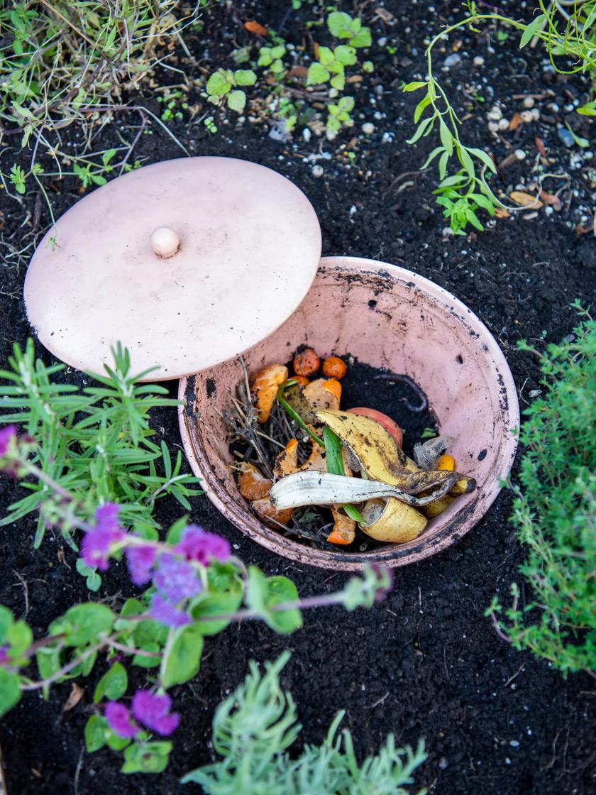 Ceramic Raised Bed Composter