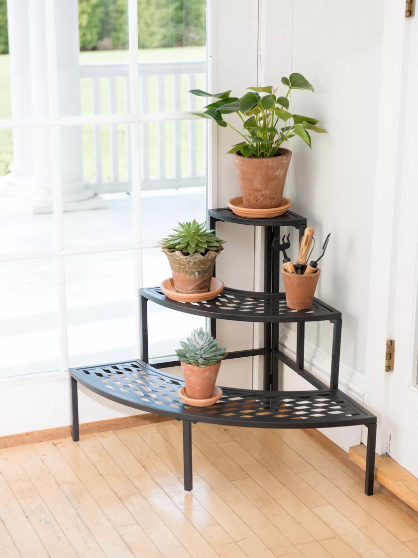 Round deals plant table