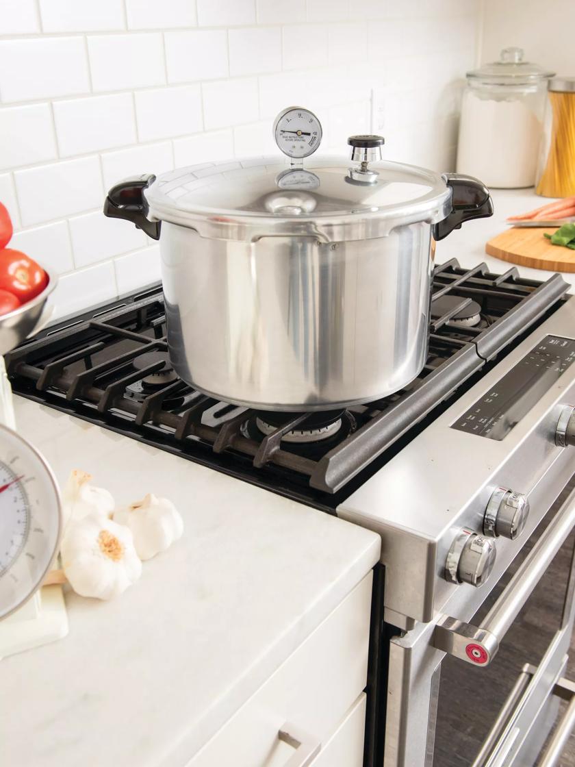 6-Quart Stainless Steel Pressure Cooker - Pressure Cookers - Presto®