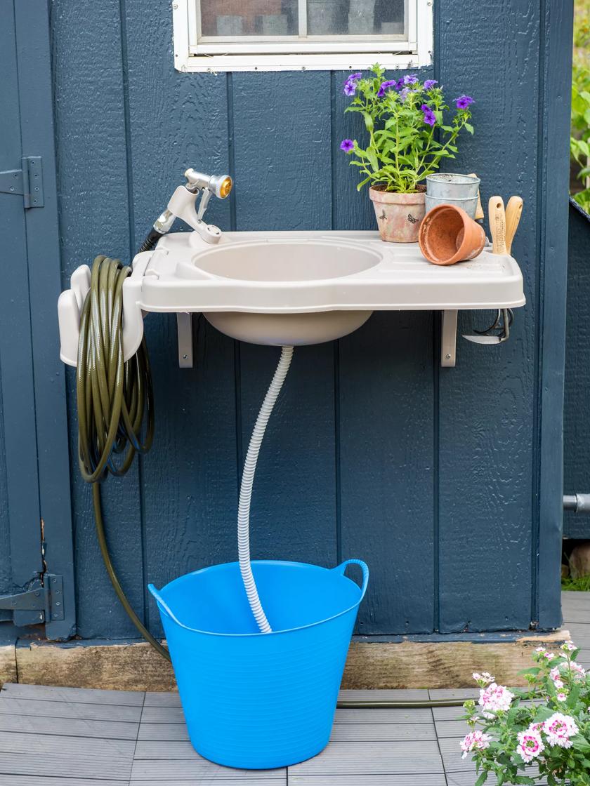 Riverstone Outdoor Garden Sink | Gardeners Supply