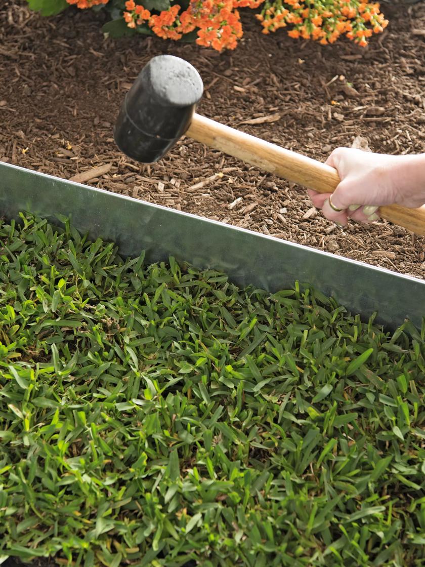 Steel store garden edging