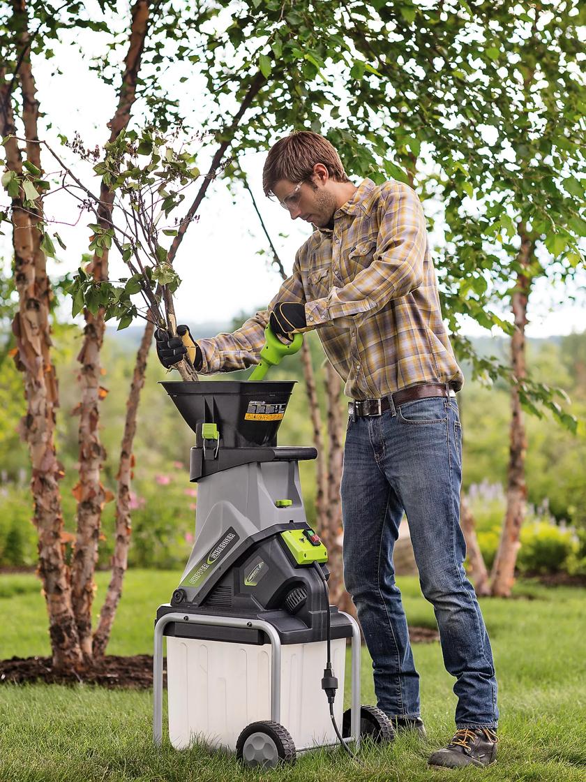 Earthwise 1-3/4 15-Amp Electric Chipper Shredder